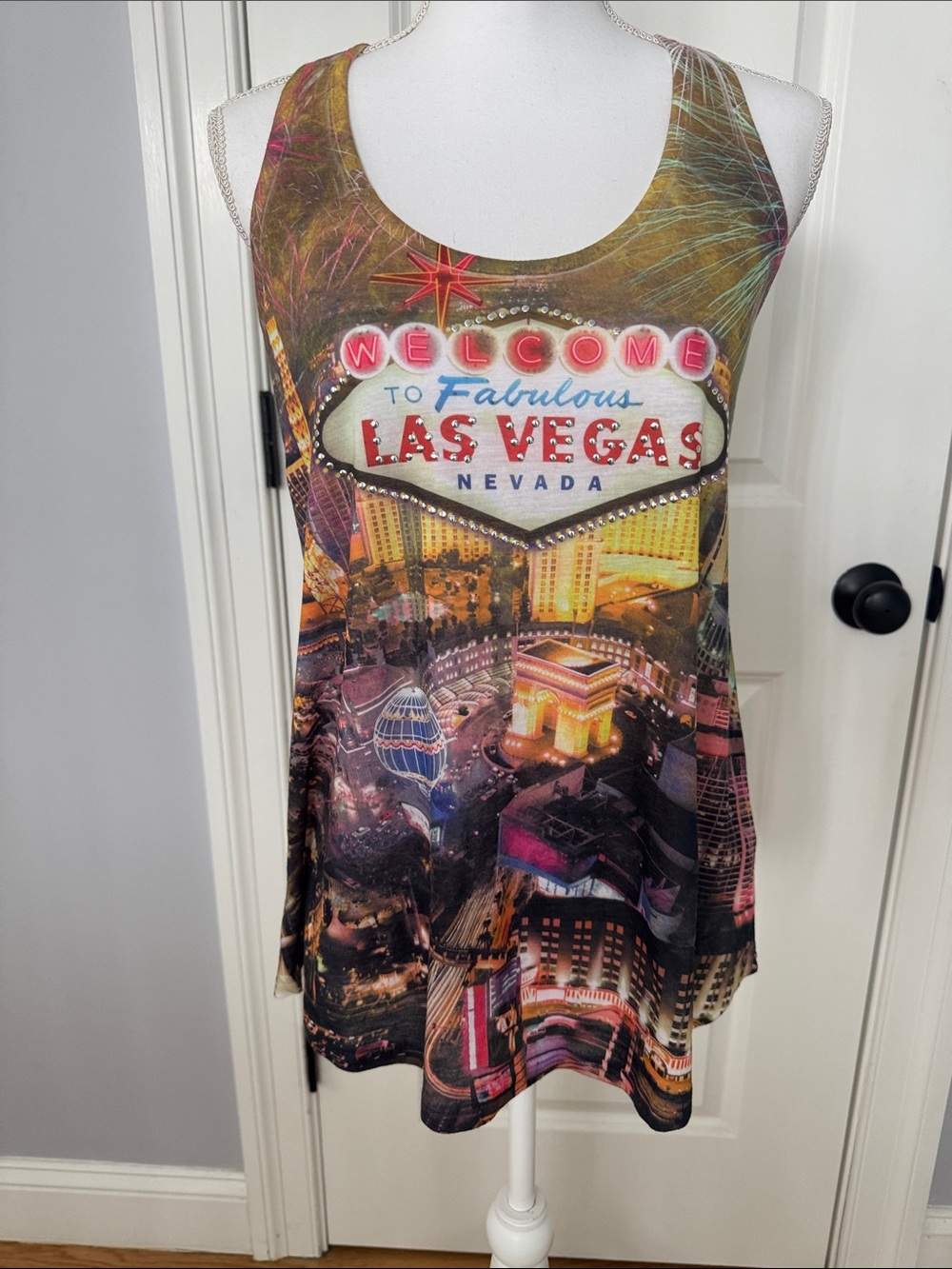 Las Vegas Graphic Scoop Neck Tank Top - Multicolor